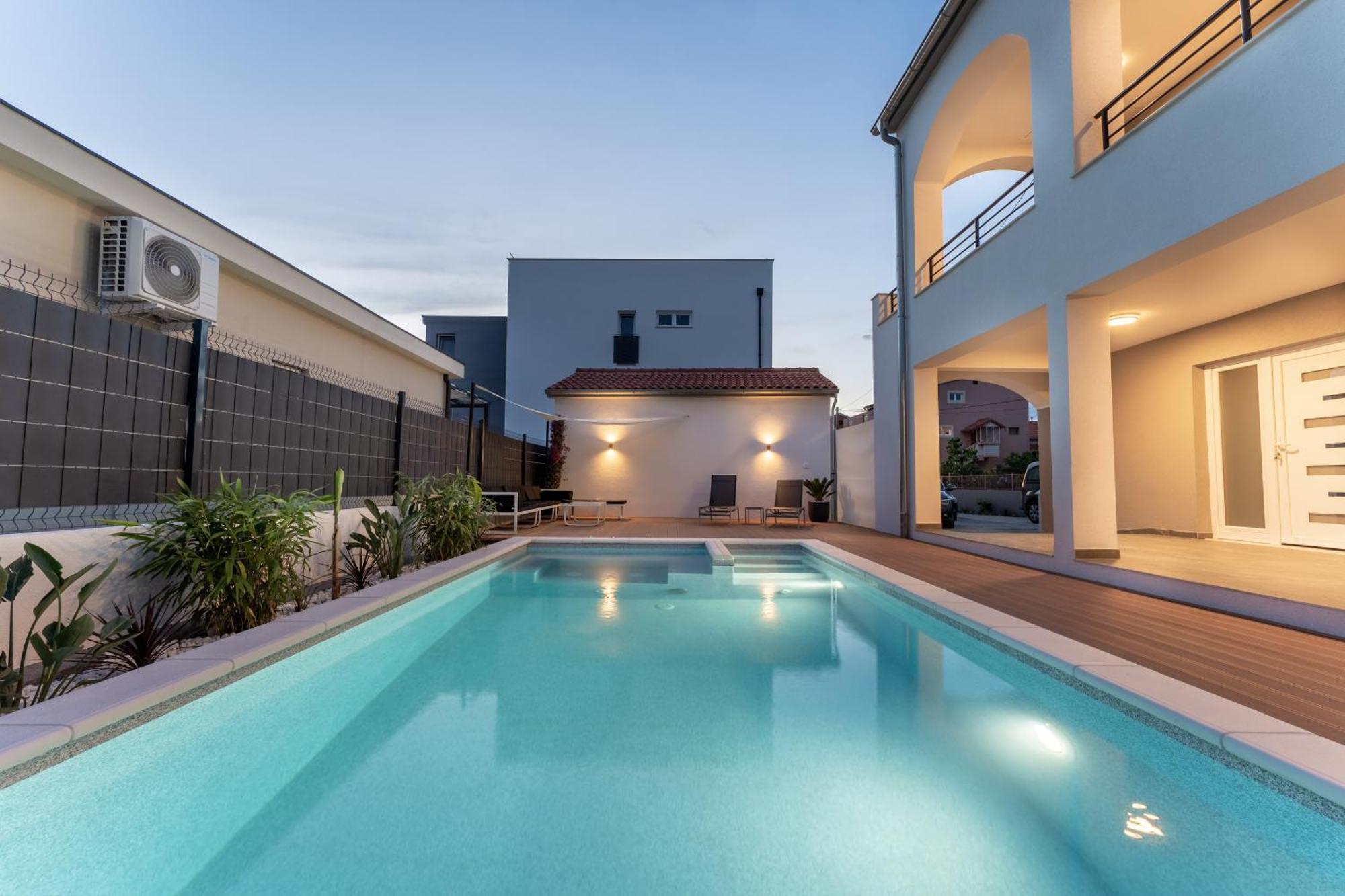 זאדאר Bernie Apartments With A Pool מראה חיצוני תמונה