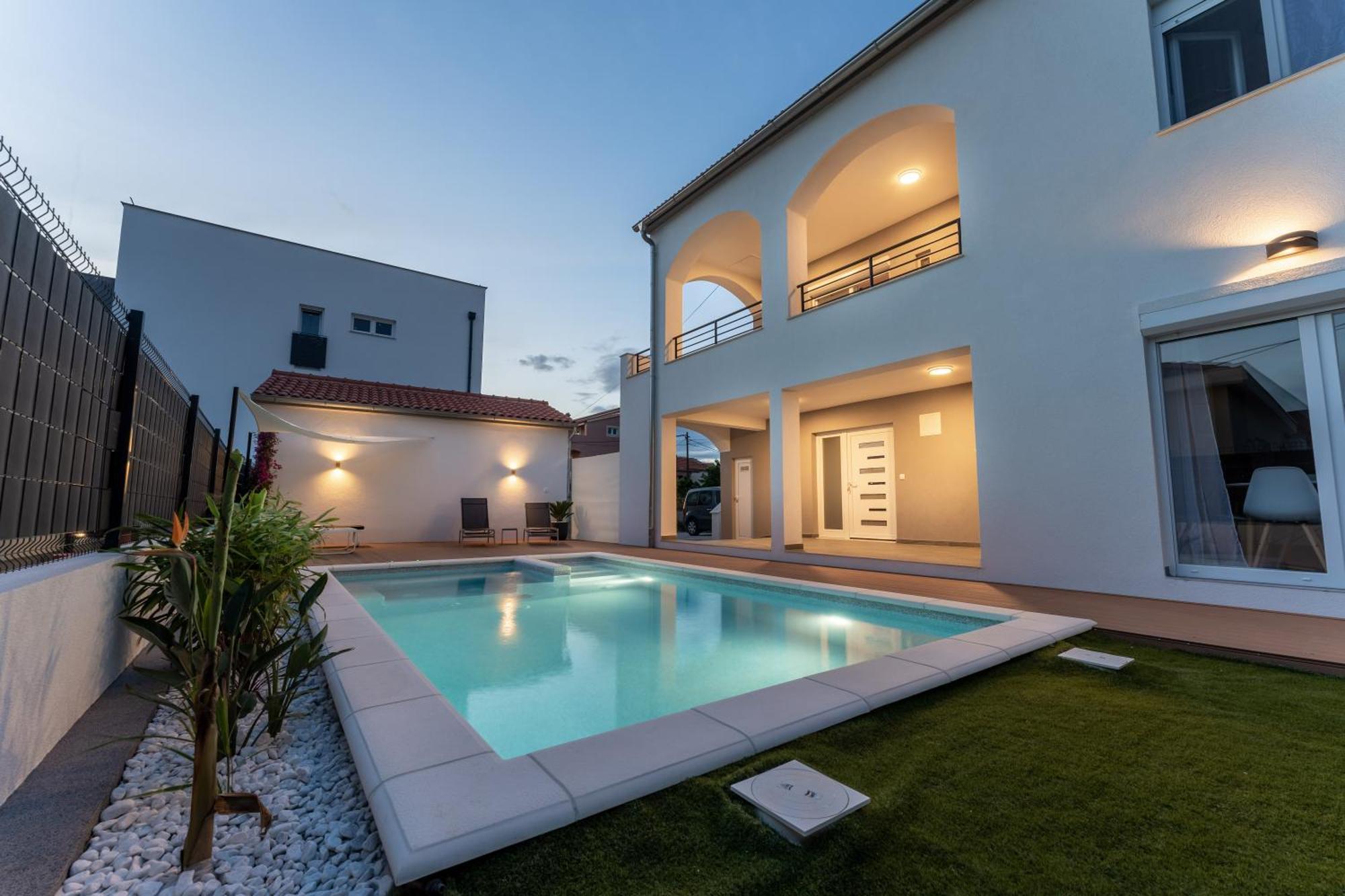 זאדאר Bernie Apartments With A Pool מראה חיצוני תמונה