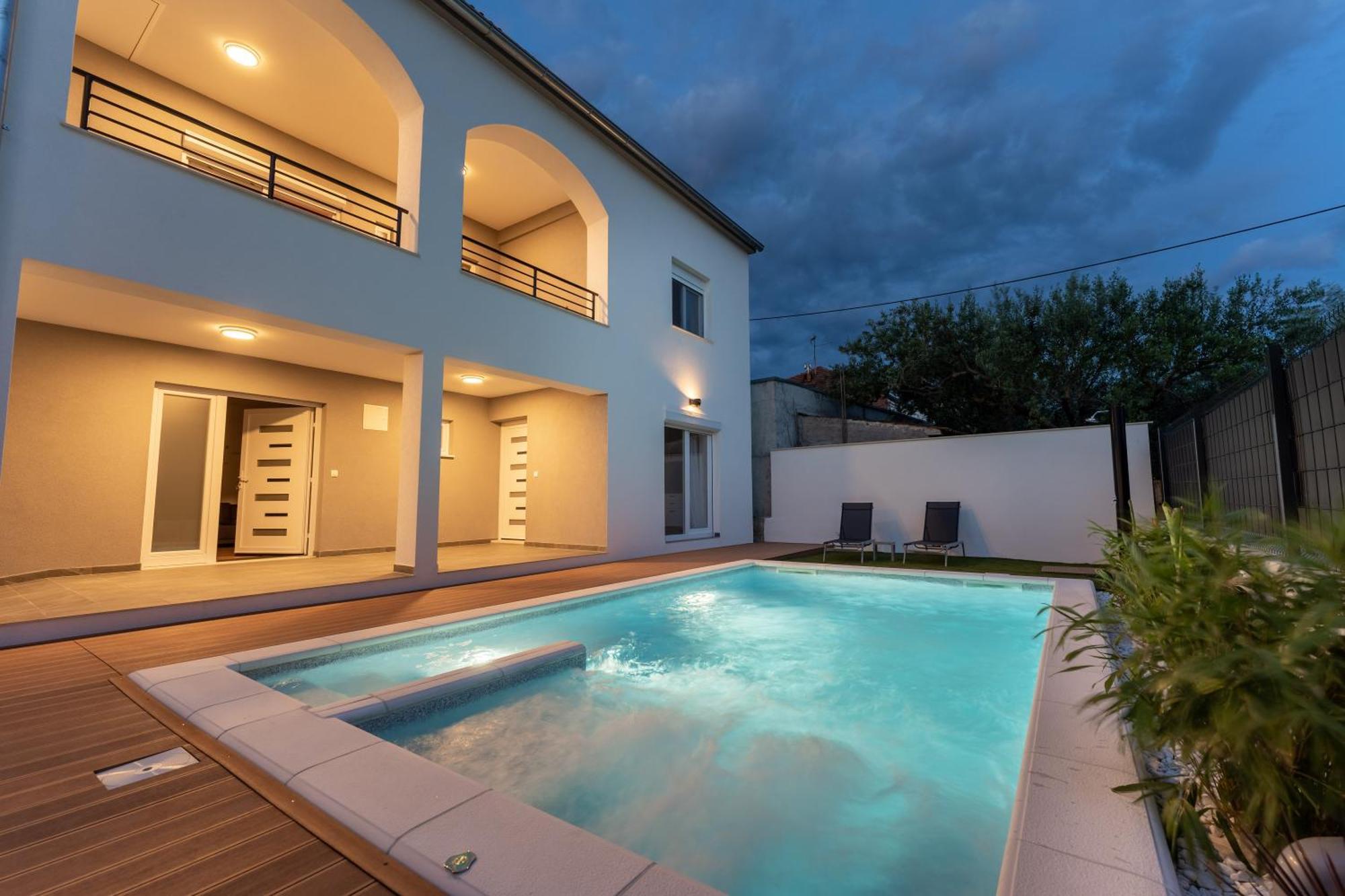 זאדאר Bernie Apartments With A Pool מראה חיצוני תמונה