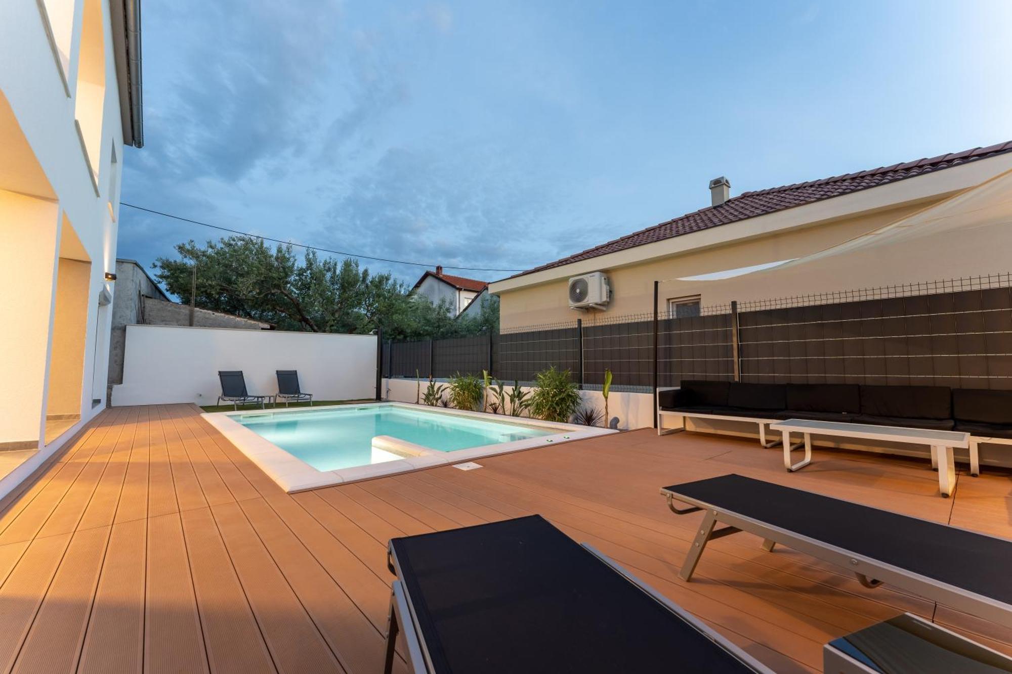 זאדאר Bernie Apartments With A Pool מראה חיצוני תמונה