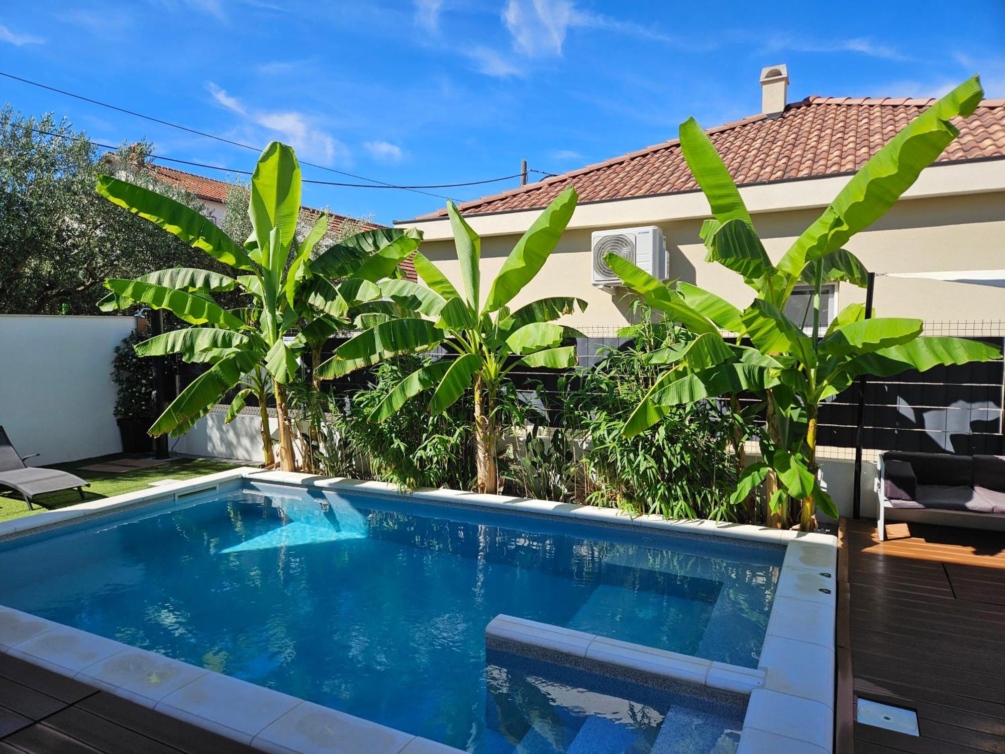 זאדאר Bernie Apartments With A Pool מראה חיצוני תמונה
